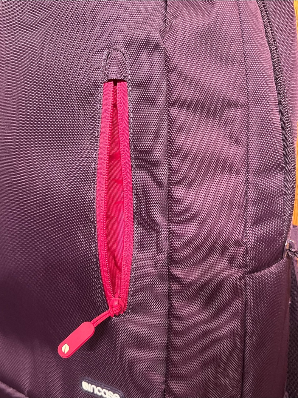 Incase Purple Backpack - Picture 3 of 9